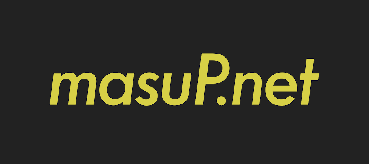ダークモード時のmasuP.netのロゴ。黒背景に黄色の文字